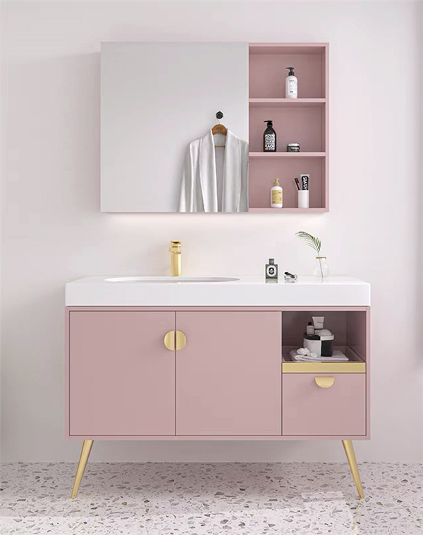 kệ trang điểm GGP66