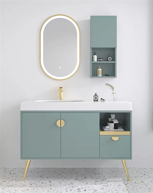 kệ trang điểm GGP66