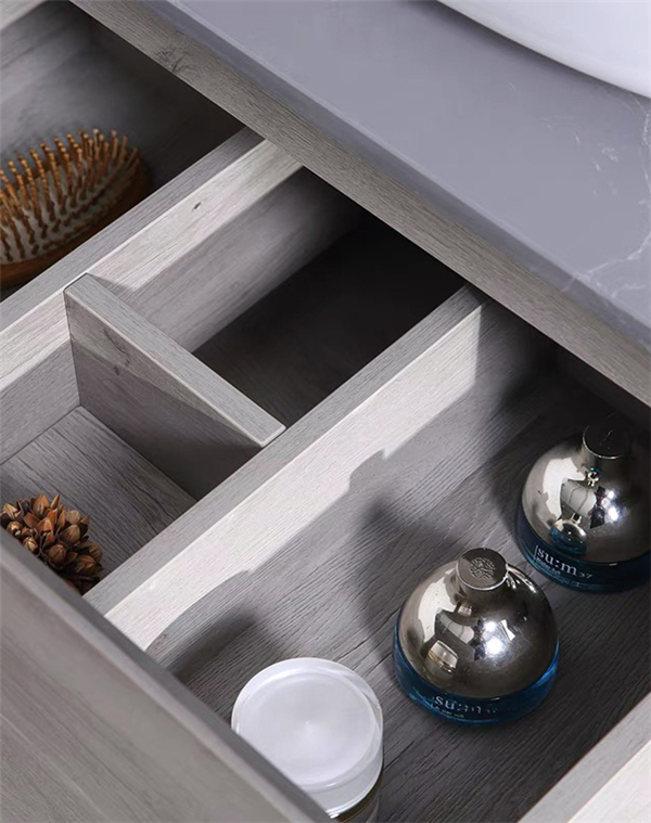 tủ trang điểm phòng tắm sang trọng GGM29